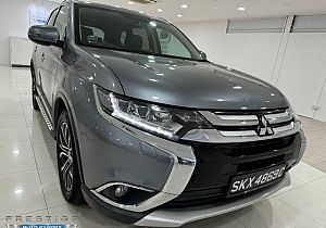 Mitsubishi Outlander 2.4 CVT Sunroof Facelift 2015 Grey Rear Entertainment Android Player